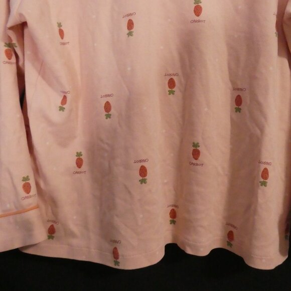 Unbranded | medium | Charming Carrot Pattern Long Sleeve Pajama Top W/ Pocket - Picture 13 of 14